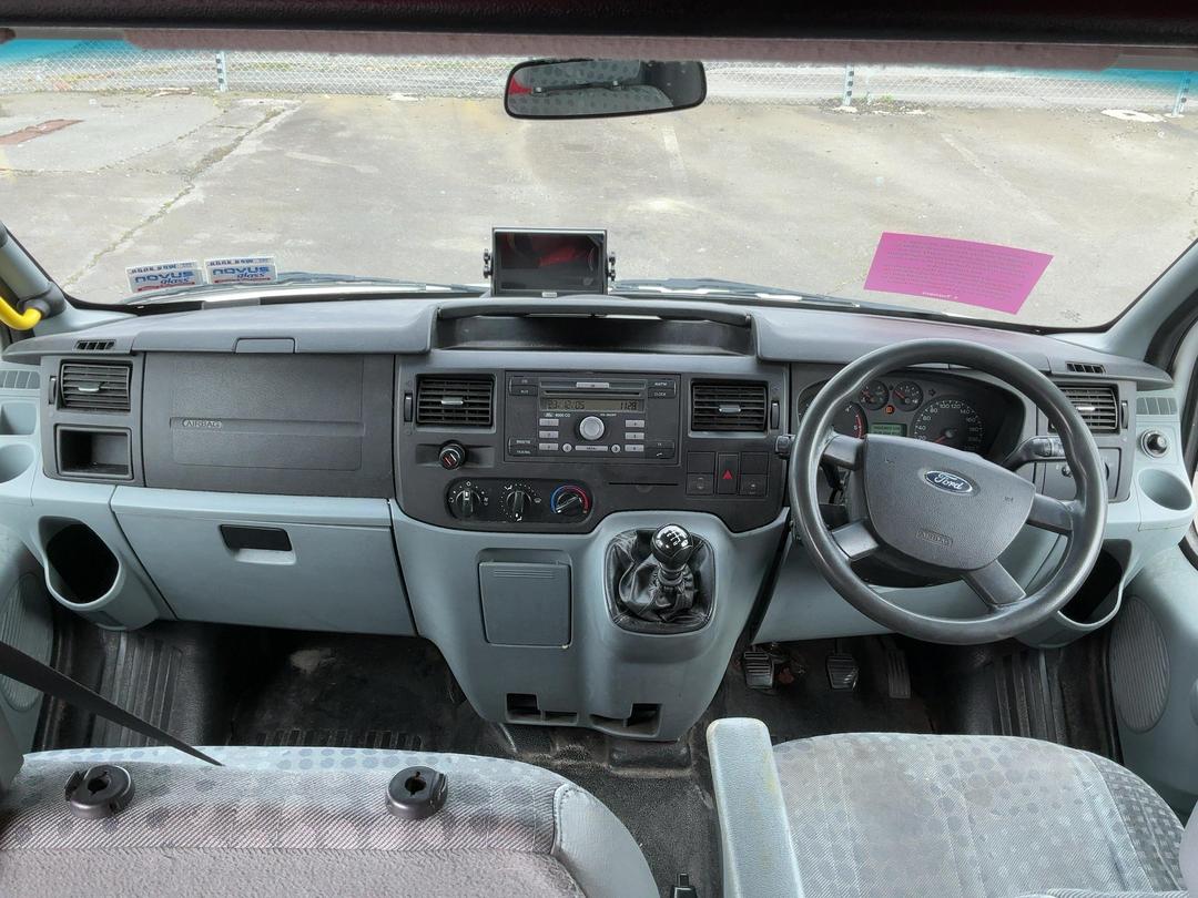 Photo '13' of Ford Transit LWB Hiroof Photo '13' of Ford Transit LWB Hiroof