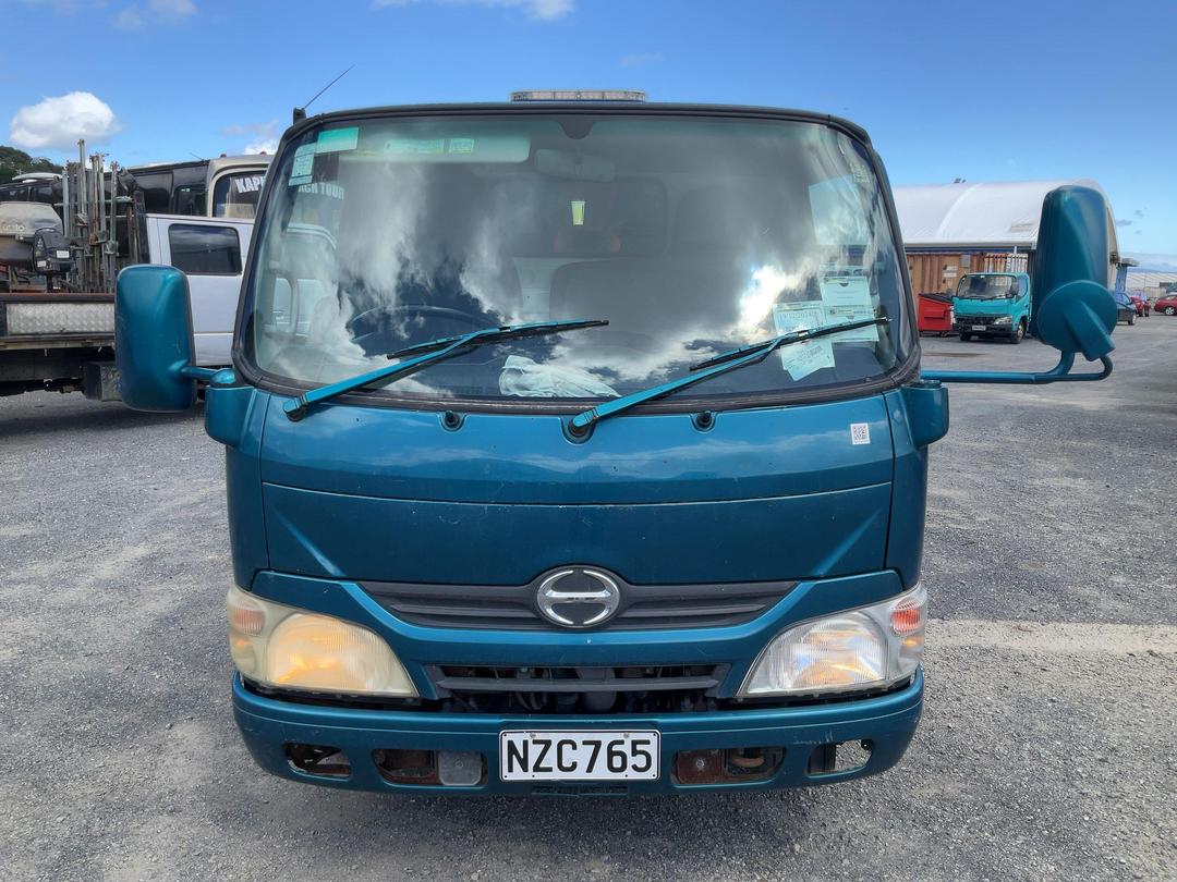 Photo '11' of Hino Dutro 2T Tipper