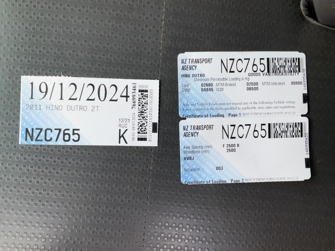 Photo '30' of Hino Dutro 2T Tipper