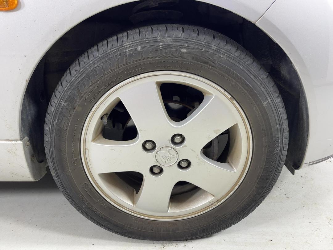 Photo '7' of Holden Barina Spark CDX