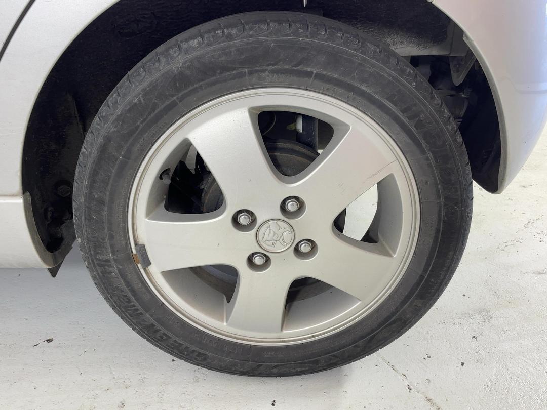 Photo '9' of Holden Barina Spark CDX