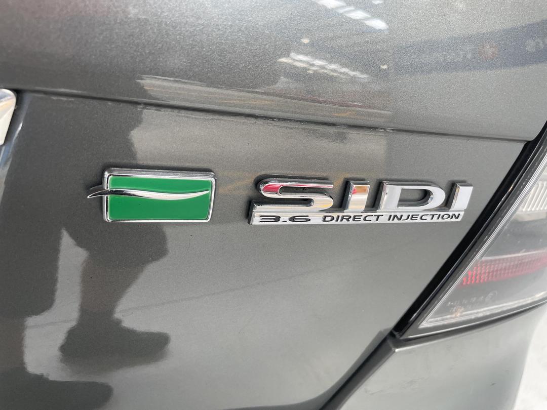 Photo '36' of Holden Commodore