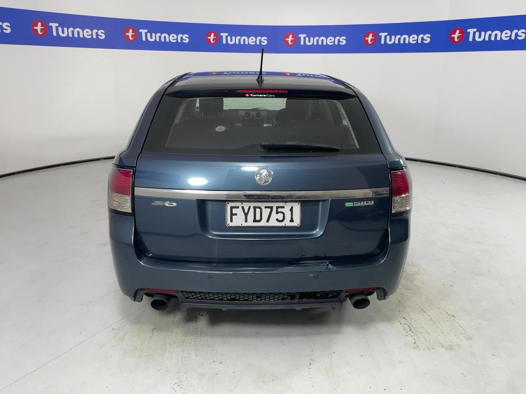 Photo '6' of Holden Commodore