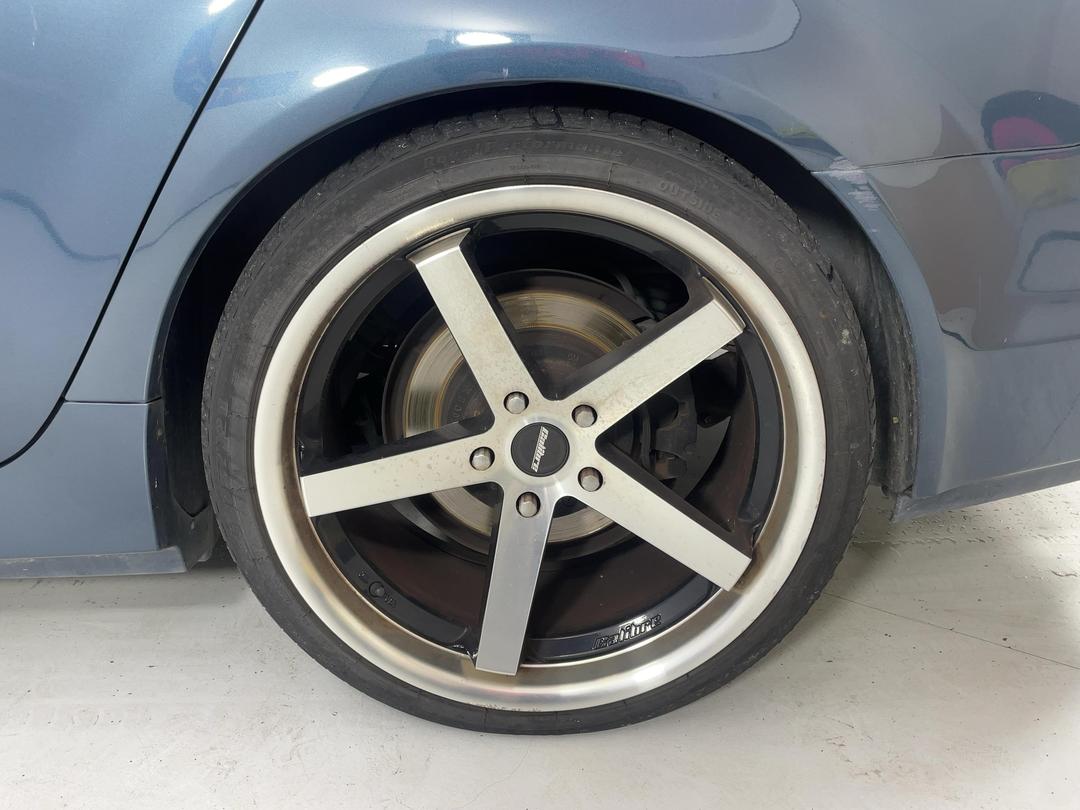 Photo '11' of Holden Commodore
