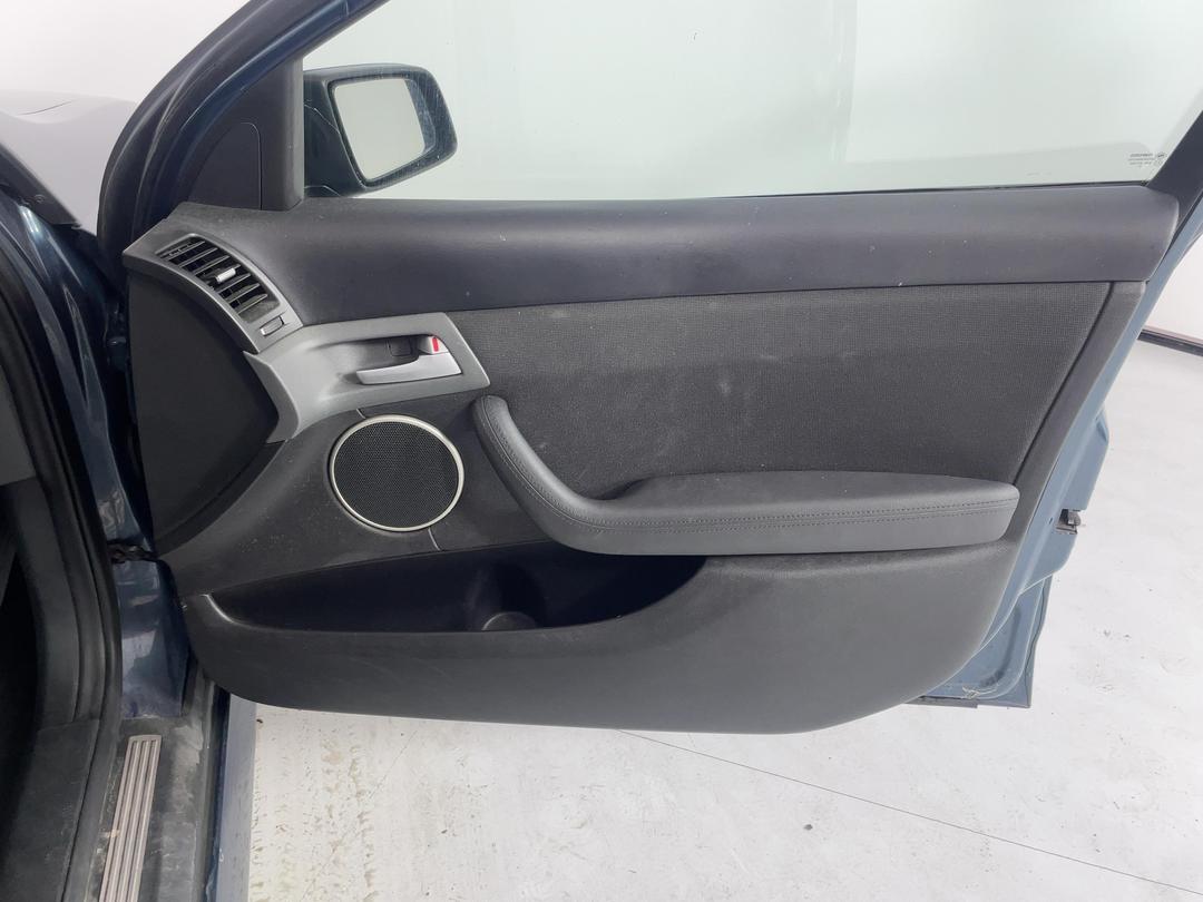 Photo '15' of Holden Commodore