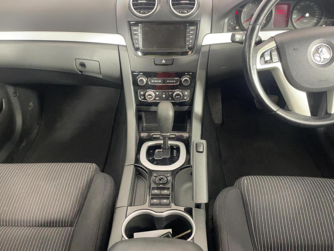 Photo '18' of Holden Commodore