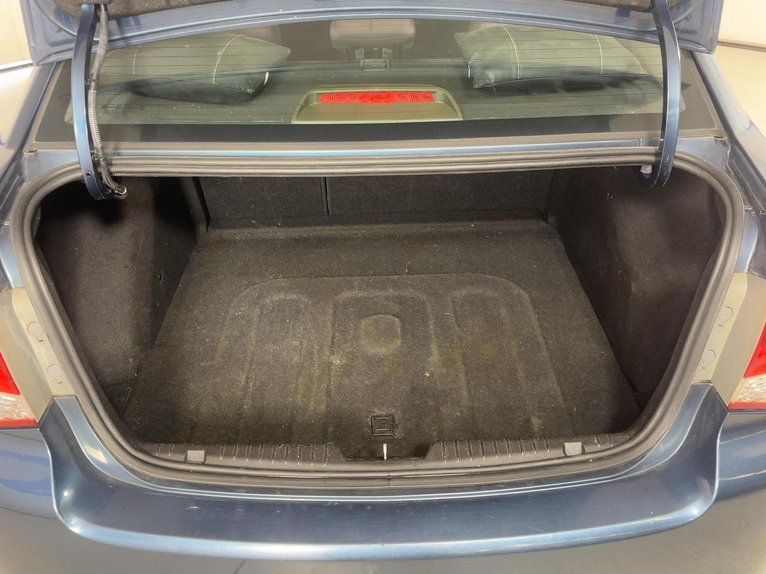 Photo '14' of Holden Cruze