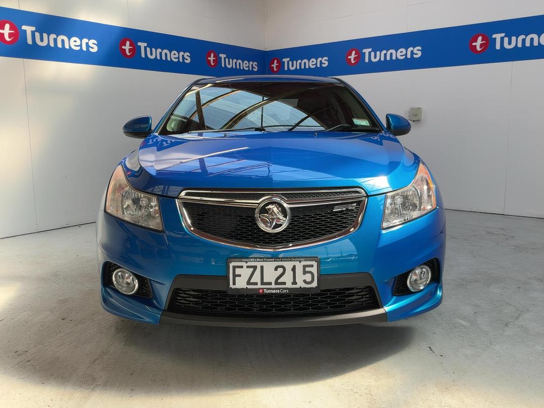 Photo '2' of Holden Cruze