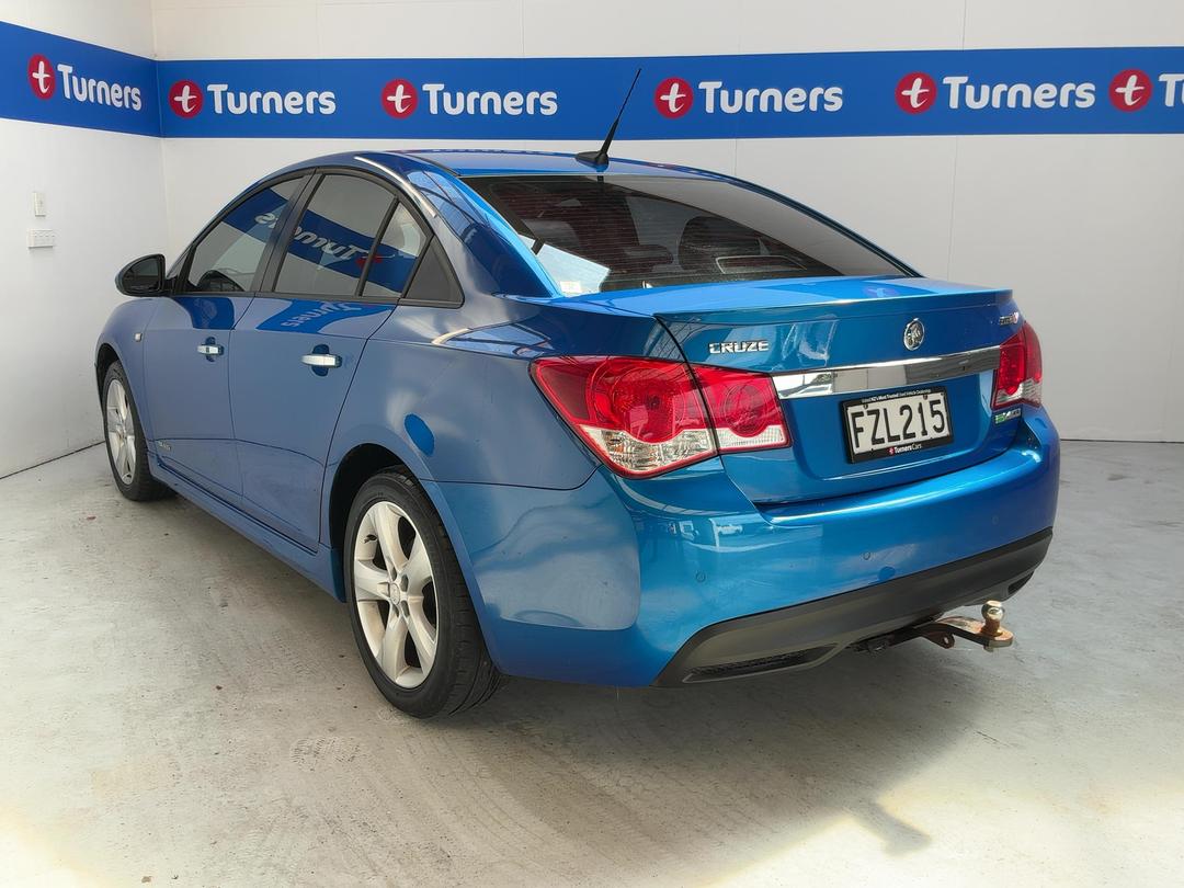 Photo '5' of Holden Cruze