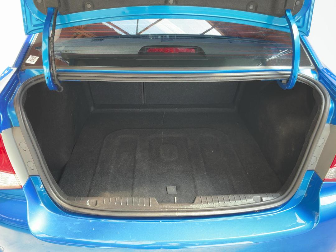 Photo '14' of Holden Cruze