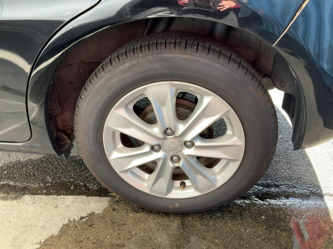 Photo '13' of Honda FIT