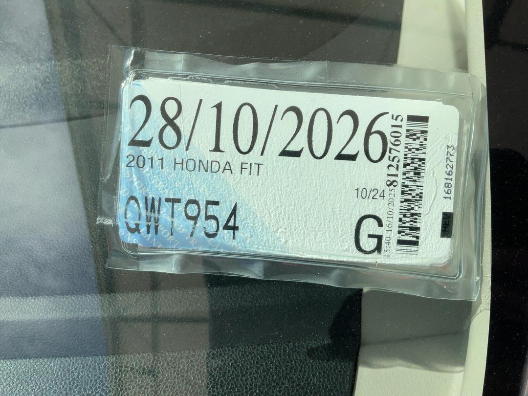 Photo '17' of Honda FIT