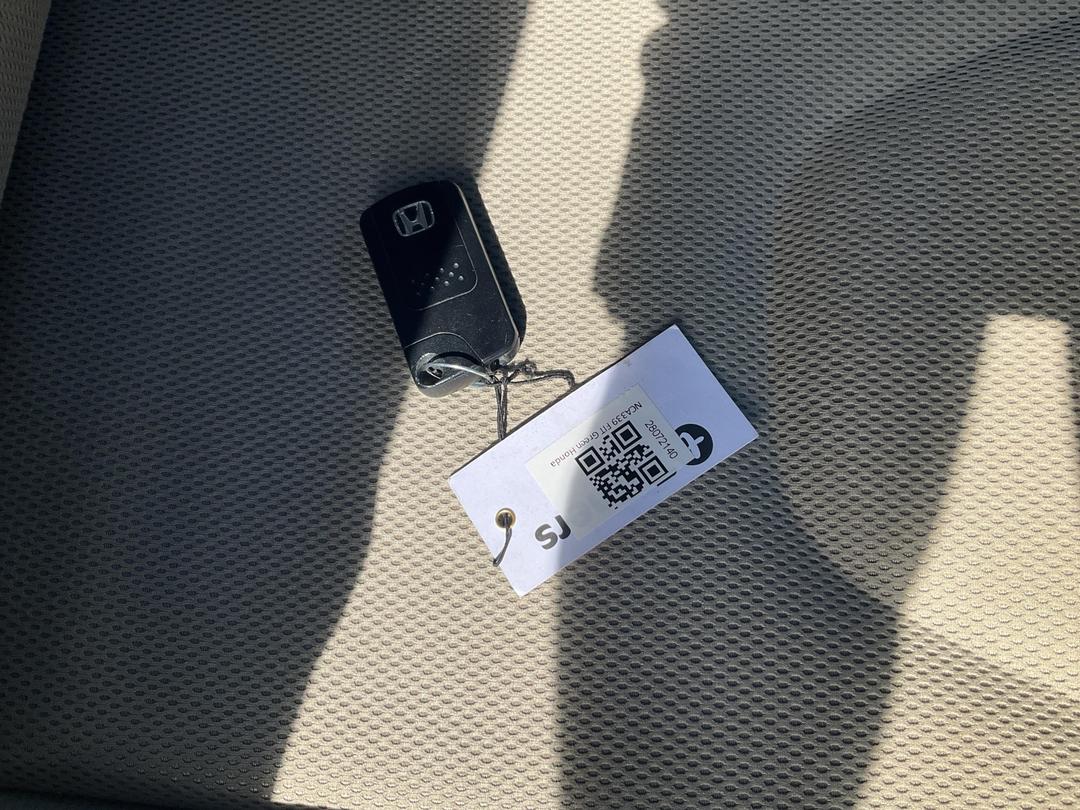 Photo '22' of Honda FIT