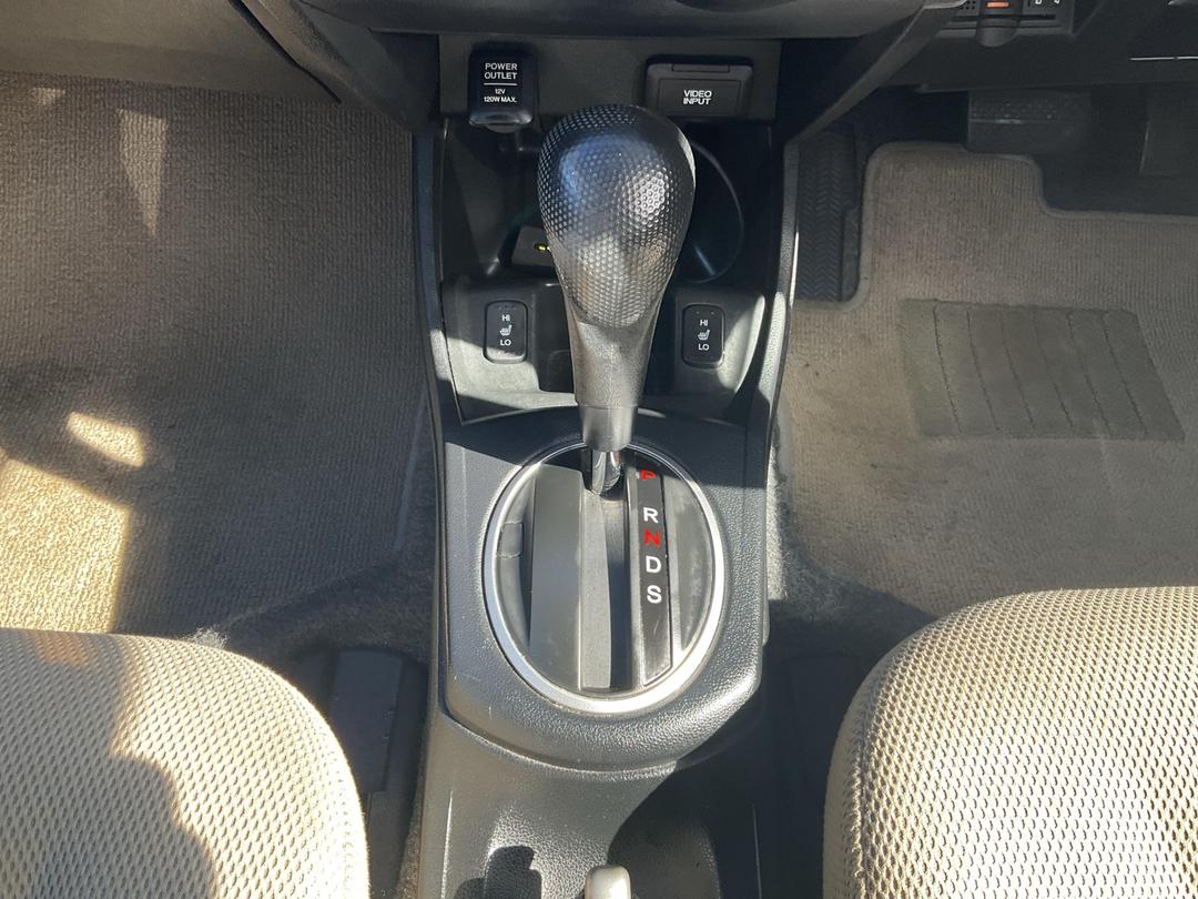 Photo '18' of Honda FIT