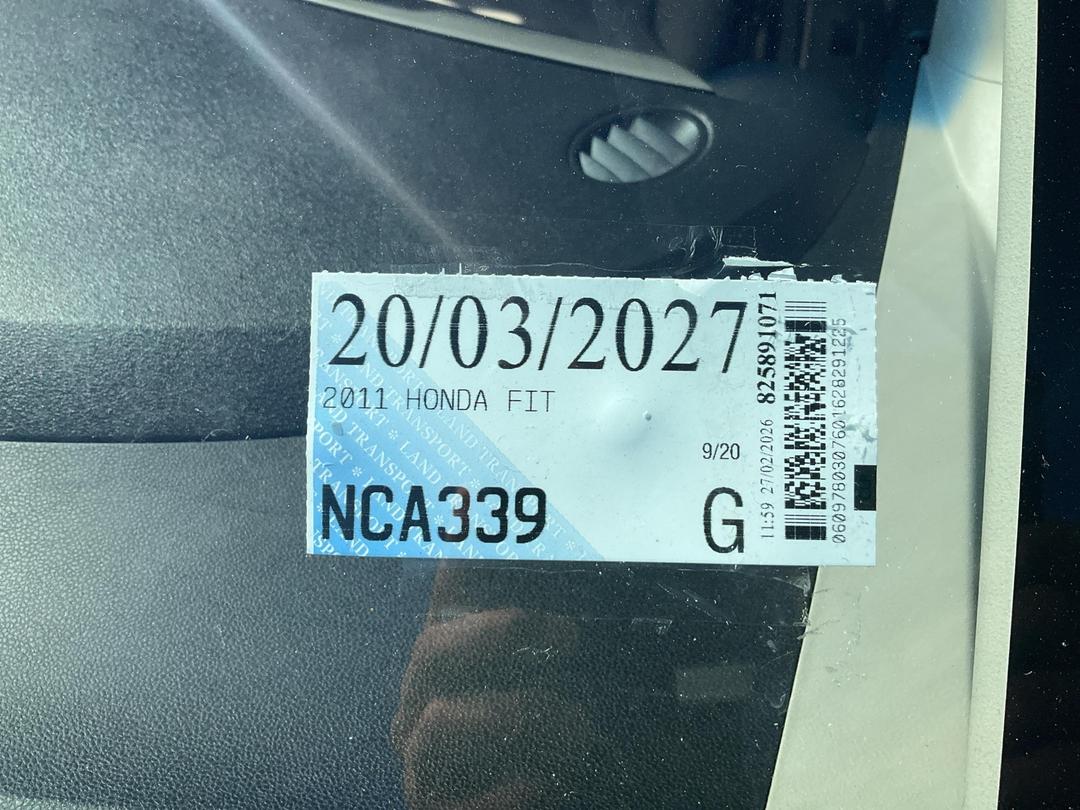 Photo '24' of Honda FIT