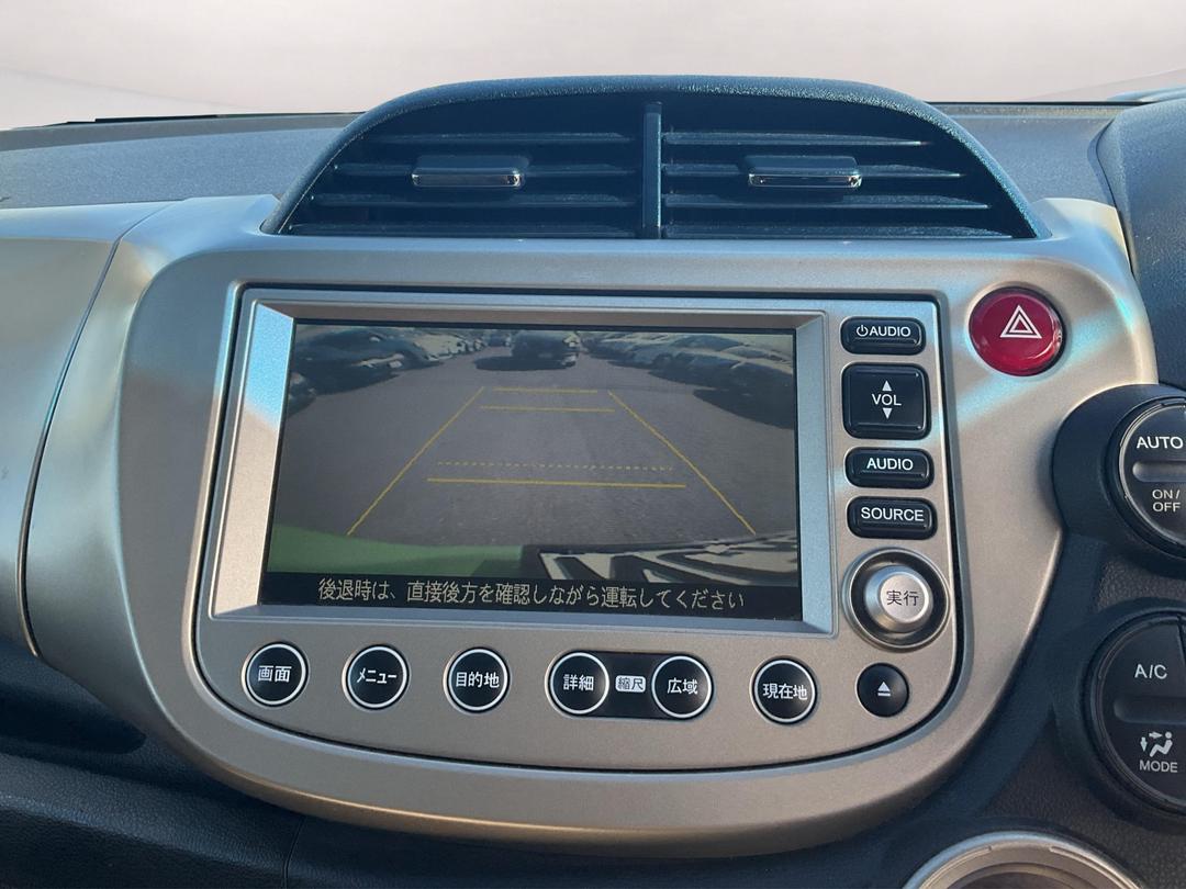 Photo '32' of Honda FIT