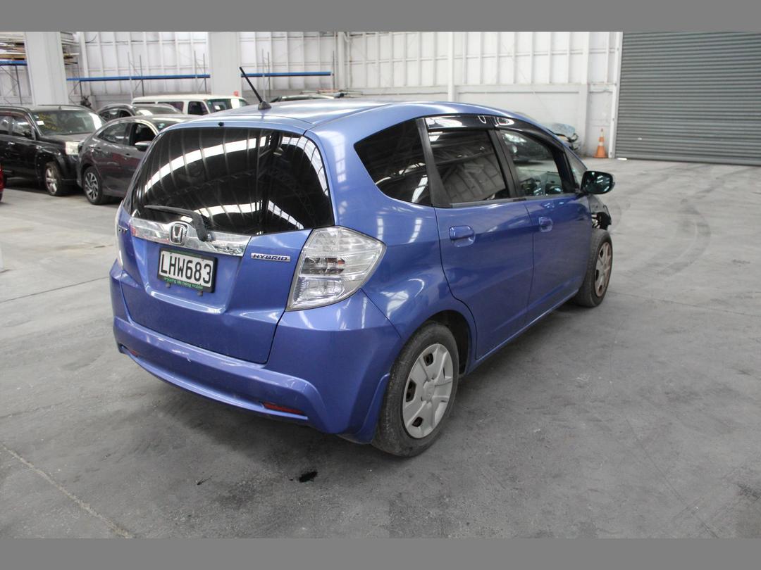 Photo '4' of Honda FIT Hybrid