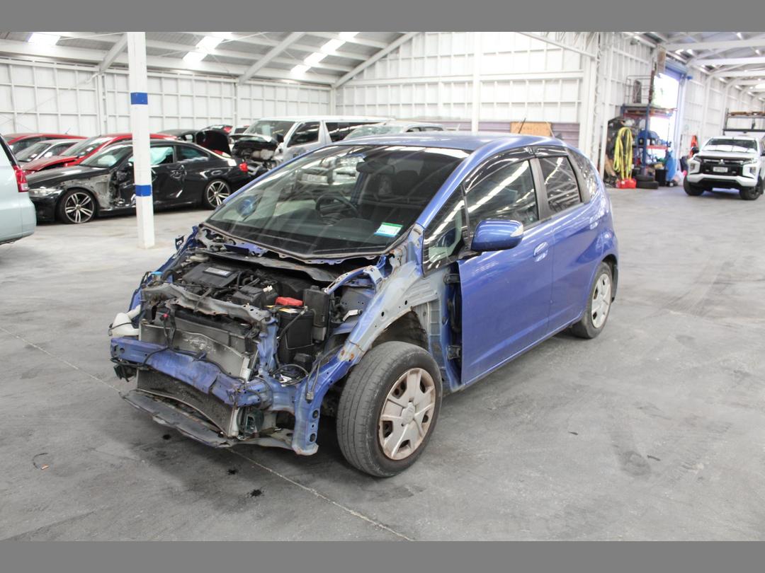 Photo '3' of Honda FIT Hybrid