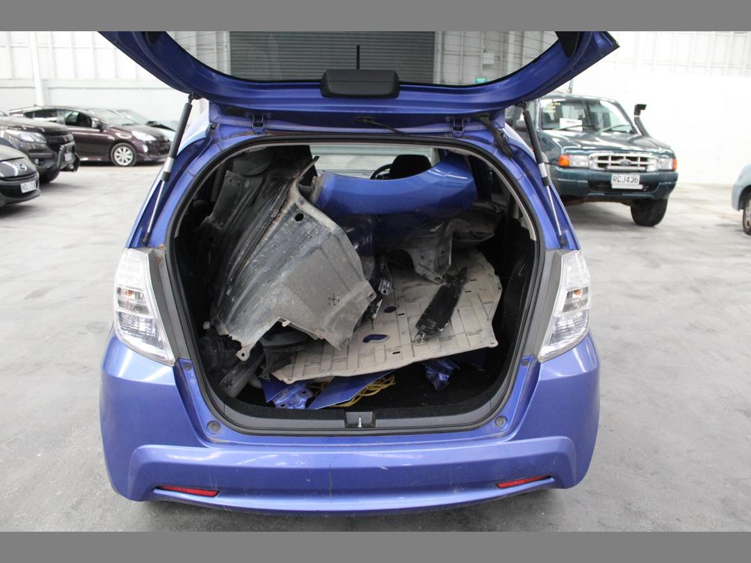 Photo '18' of Honda FIT Hybrid
