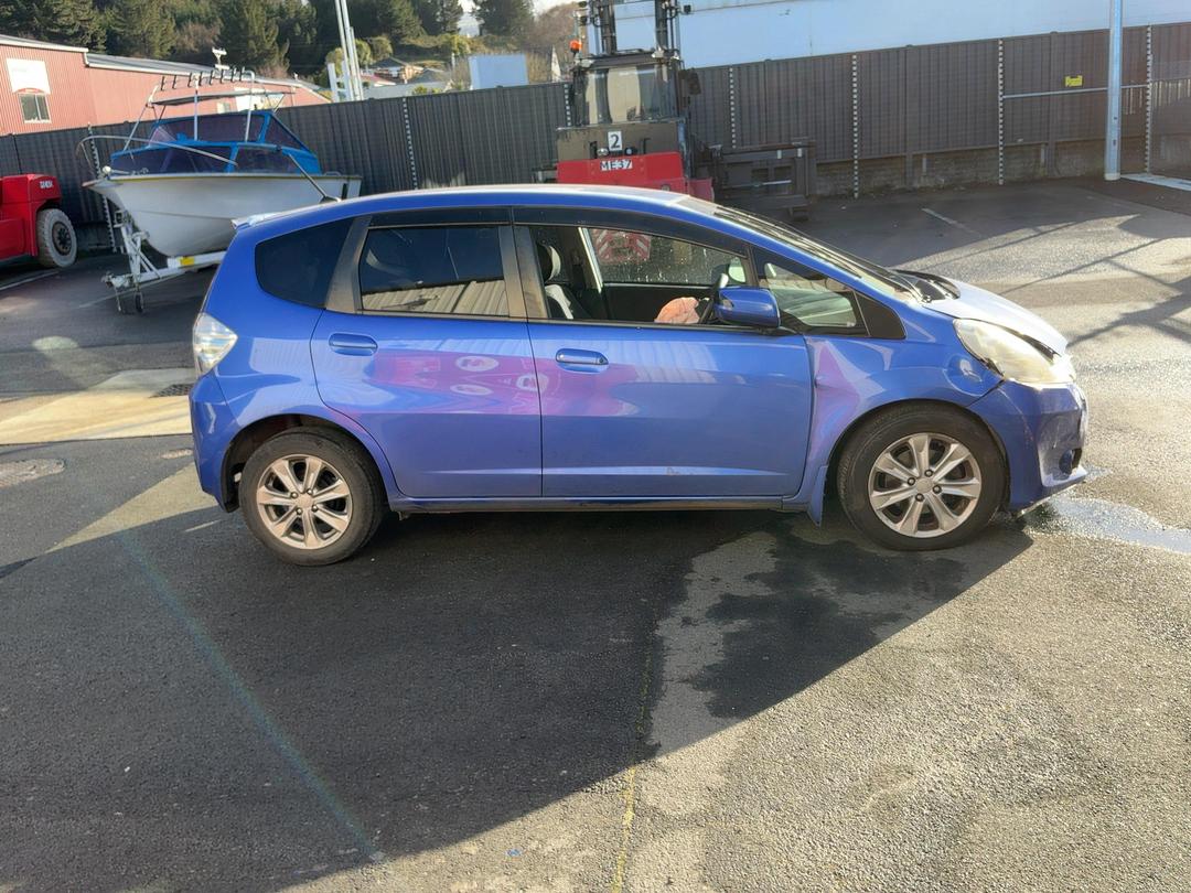 Photo '8' of Honda FIT Photo '8' of Honda FIT