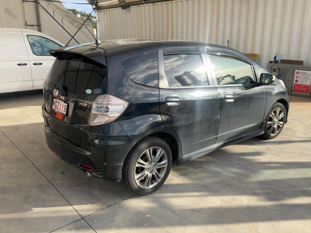 Photo '8' of Honda FIT Photo '8' of Honda FIT