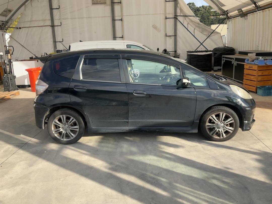 Photo '9' of Honda FIT Photo '9' of Honda FIT