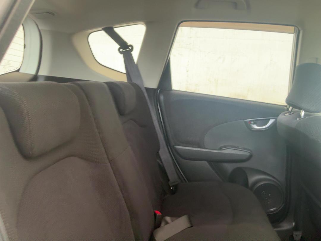 Photo '10' of Honda FIT Photo '10' of Honda FIT