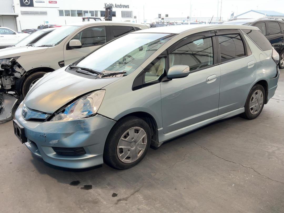 Photo '7' of Honda FIT Shuttle Photo '7' of Honda FIT Shuttle