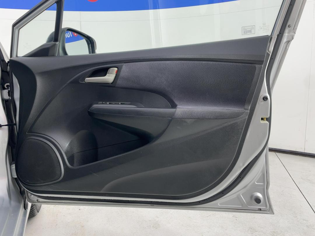 Photo '15' of Honda Insight