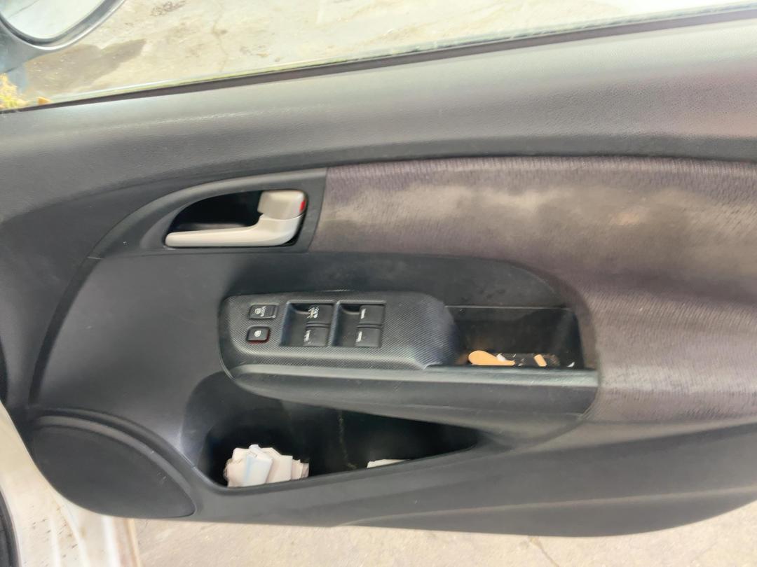 Photo '8' of Honda Insight S Photo '8' of Honda Insight S