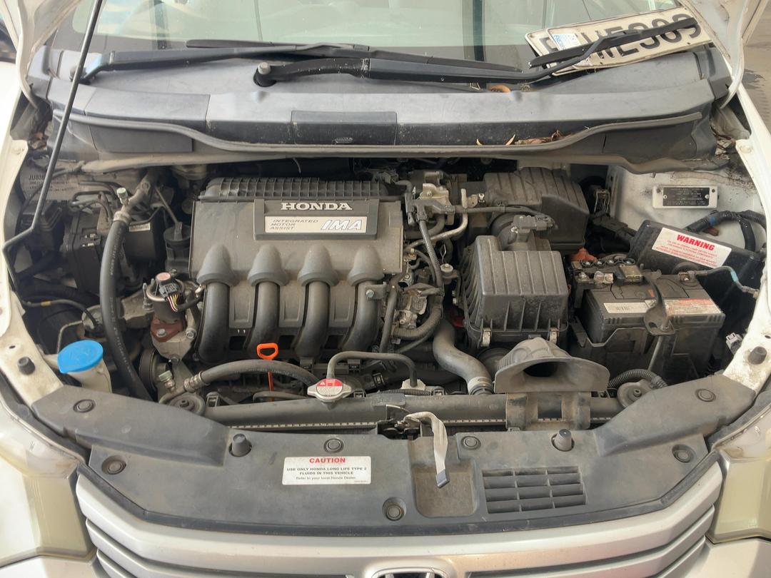 Photo '10' of Honda Insight S Photo '10' of Honda Insight S