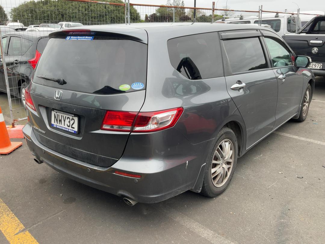 Photo '4' of Honda Odyssey S Photo '4' of Honda Odyssey S