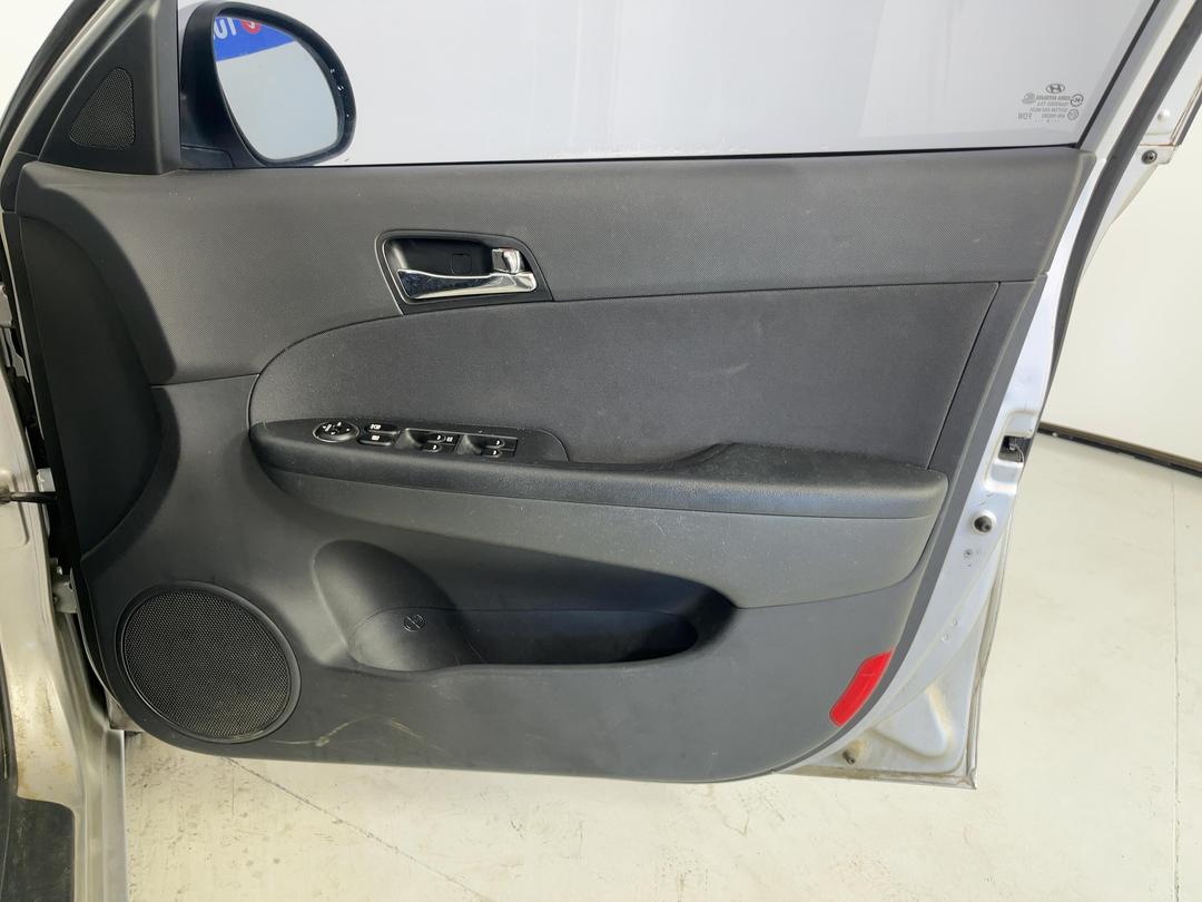 Photo '15' of Hyundai I30