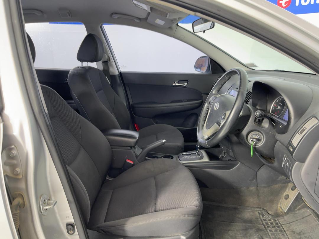 Photo '16' of Hyundai I30