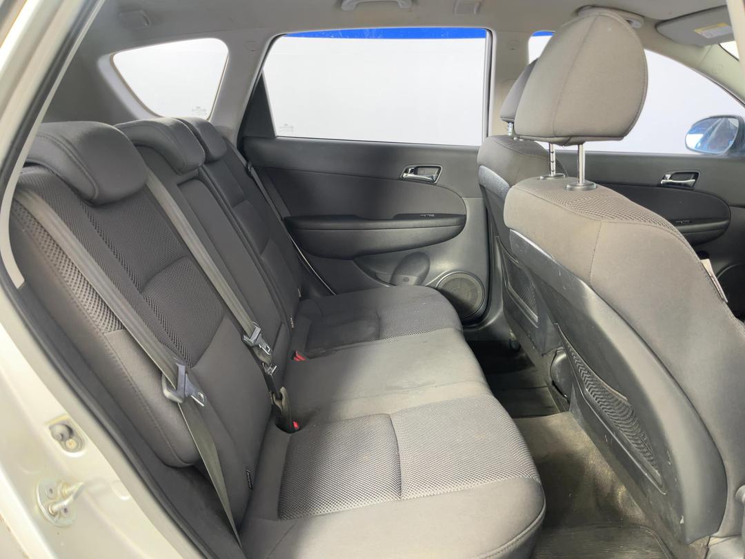 Photo '20' of Hyundai I30