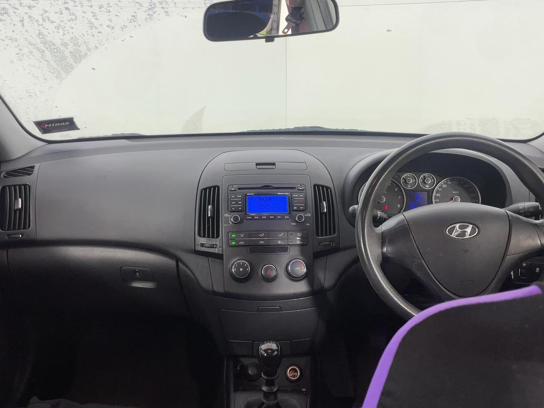 Photo '19' of Hyundai I30 1.6 GDI Photo '19' of Hyundai I30 1.6 GDI