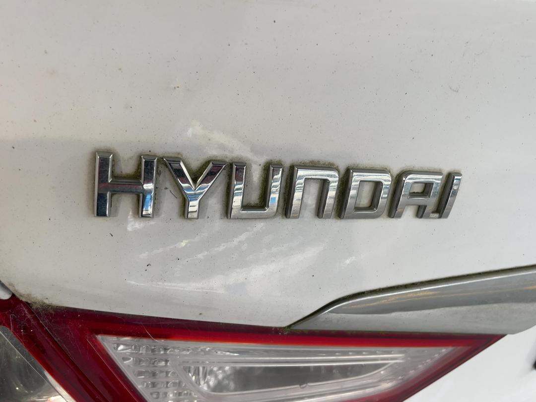 Photo '33' of Hyundai I45 Photo '33' of Hyundai I45
