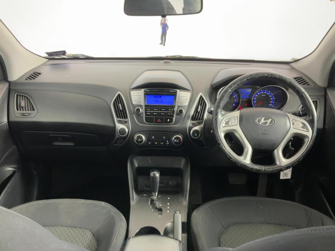 Photo '15' of Hyundai Ix35 Photo '15' of Hyundai Ix35