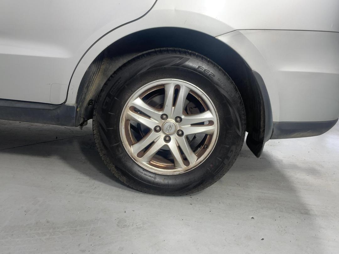 Photo '11' of Hyundai Santa FE
