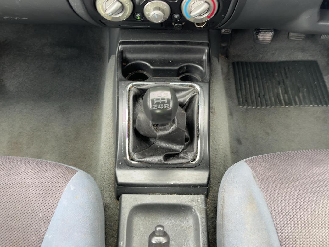 Photo '18' of Isuzu D-MAX