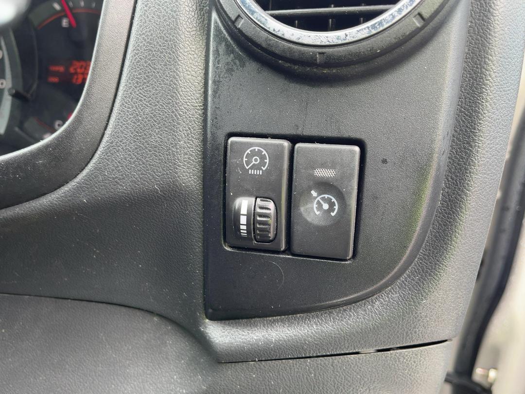 Photo '24' of Isuzu D-MAX