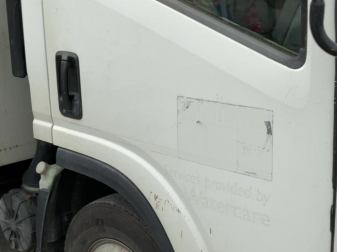 Photo '30' of Isuzu N Series NPR250S Flat Deck