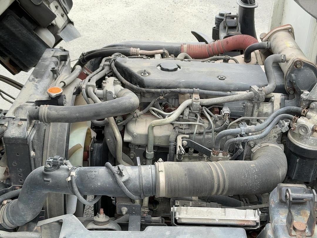 Photo '41' of Isuzu N Series NPR250S Flat Deck