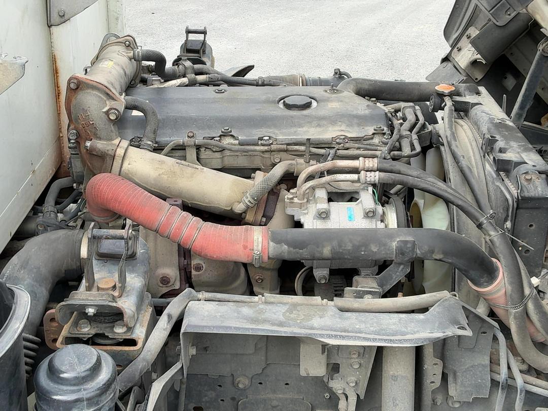 Photo '42' of Isuzu N Series NPR250S Flat Deck