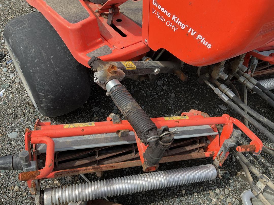 Photo '28' of Jacobsen Ride On Mower Mower