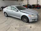 Thumbnail '1' of Jaguar XF Luxury