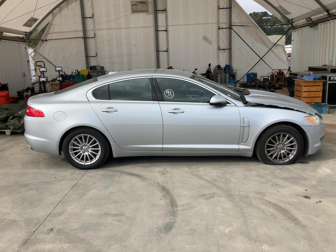Photo '8' of Jaguar XF Luxury Photo '8' of Jaguar XF Luxury