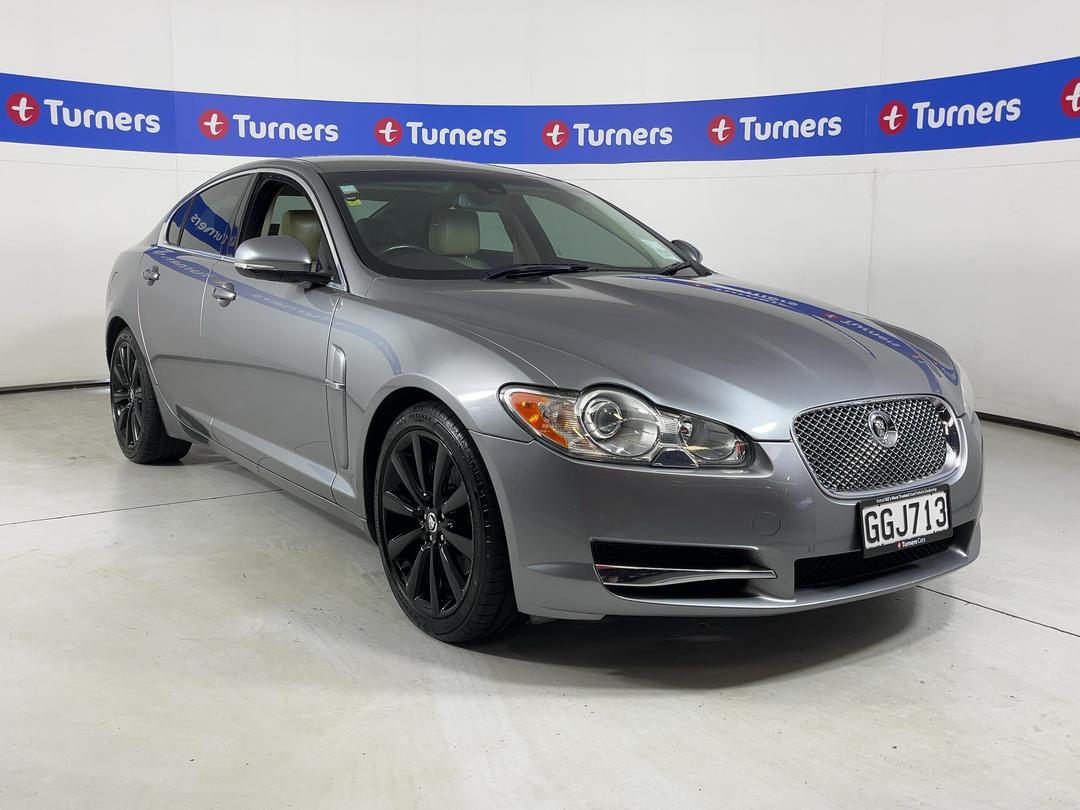 Photo '1' of Jaguar XF