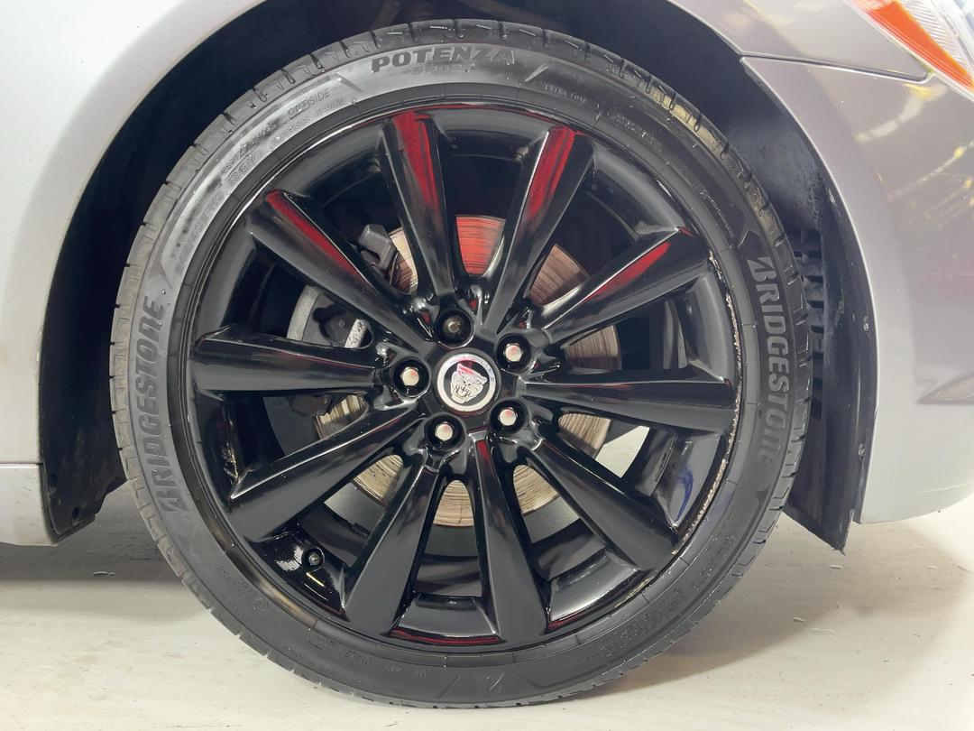 Photo '9' of Jaguar XF