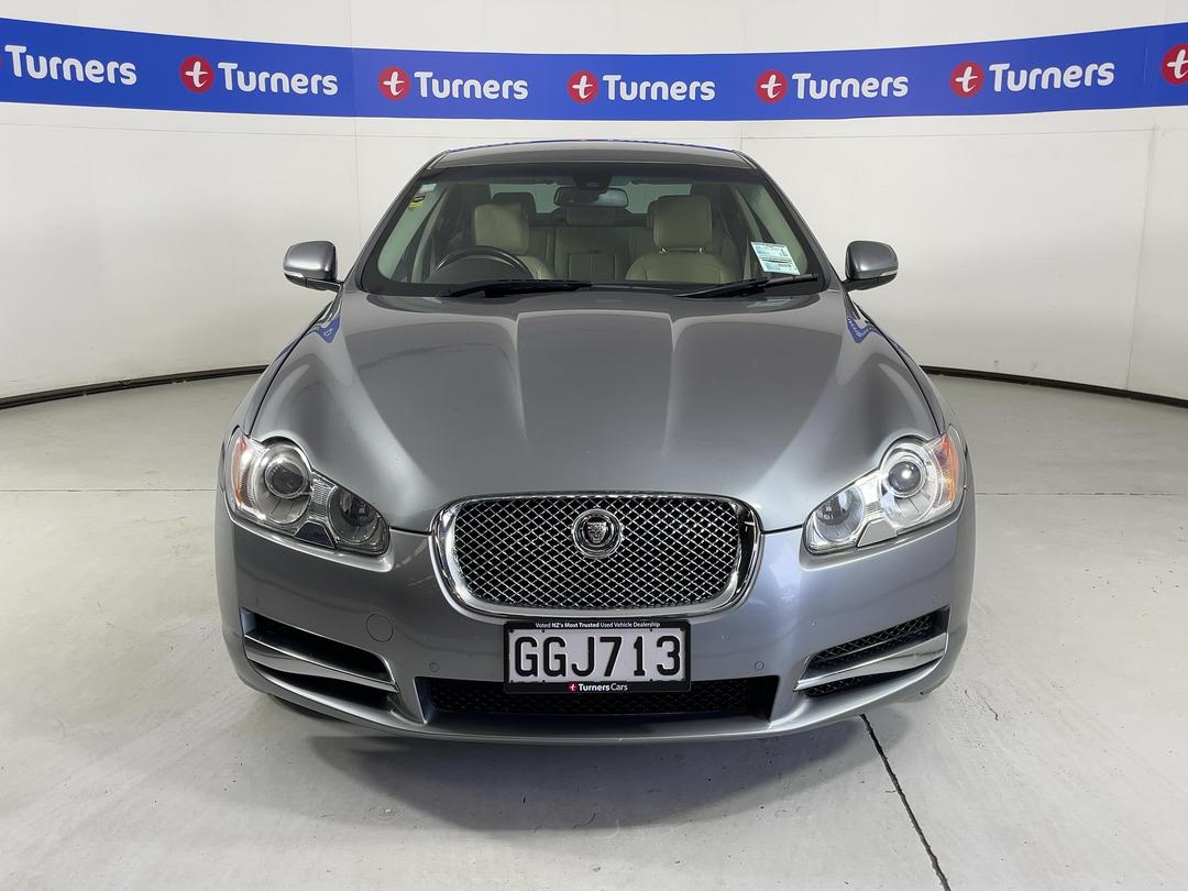 Photo '2' of Jaguar XF
